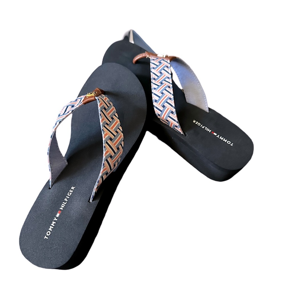 casual style in Tommy Hilfiger's Candis flip-flop sandals.